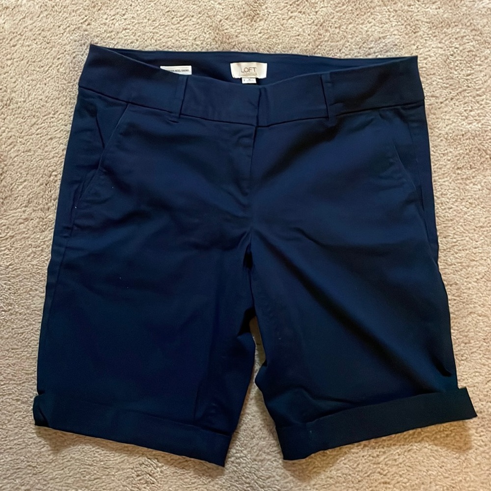 Loft Bermuda roll short
